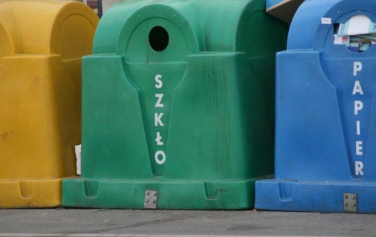 Kontenery do segregacji śmieci